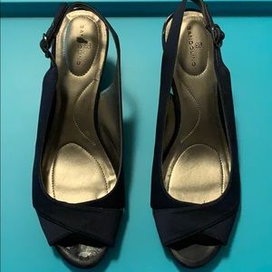 Bandolino sandals